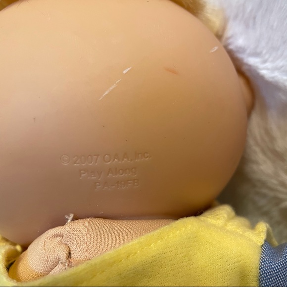 COPY - Cabbage Patch Kids Baby Doll 2007 - Picture 4 of 10